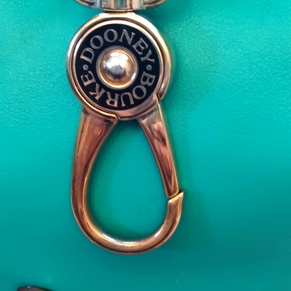 Dooney and Bourke Logo Lock Shoulder Bag Purse Smooth European Leather - Picture 3 of 17